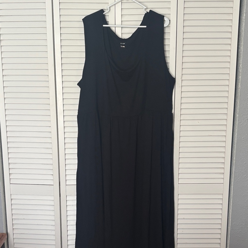 a new day Black Midi Dress